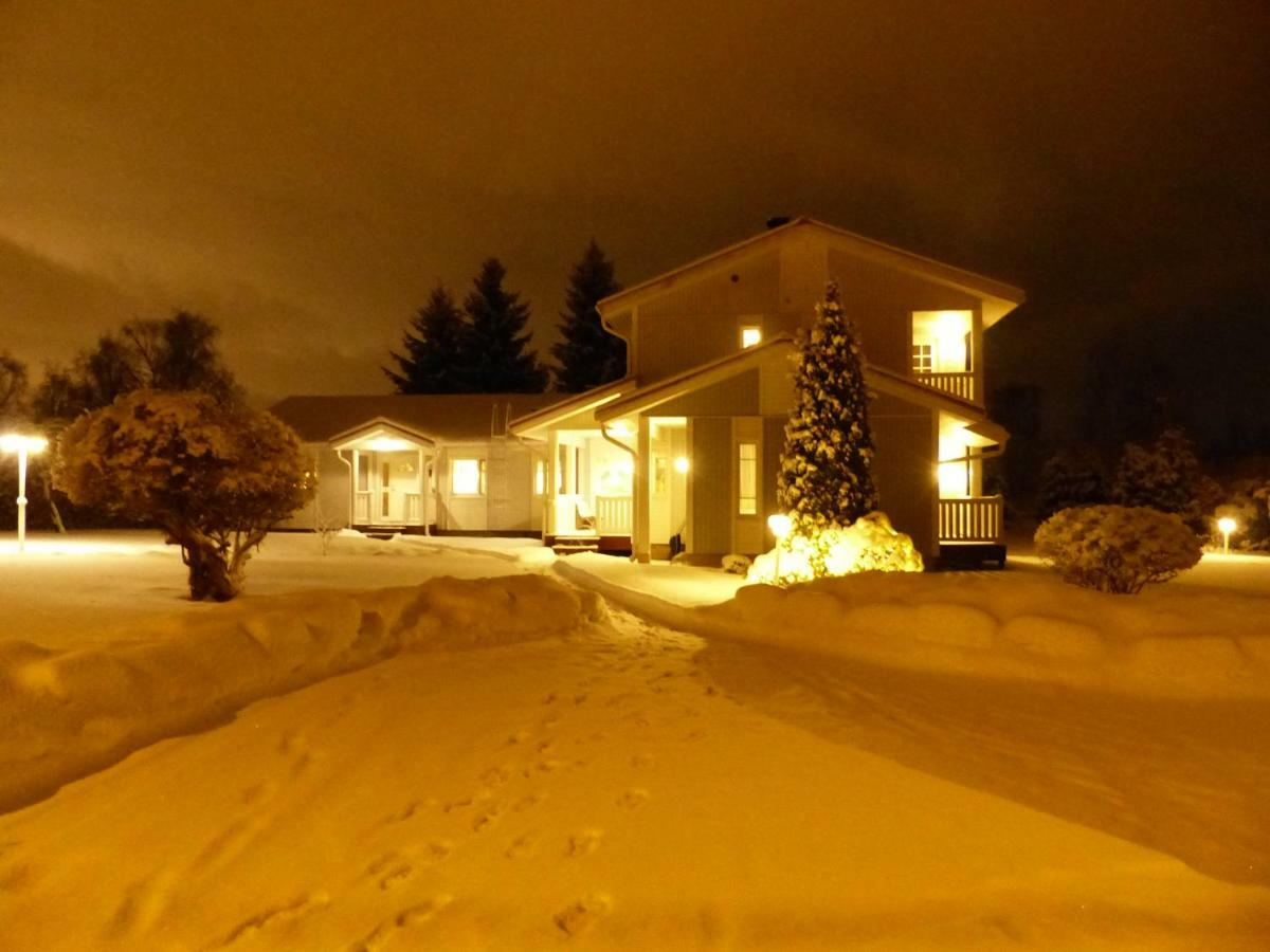 Westbay Inn ヴァーサ エクステリア 写真