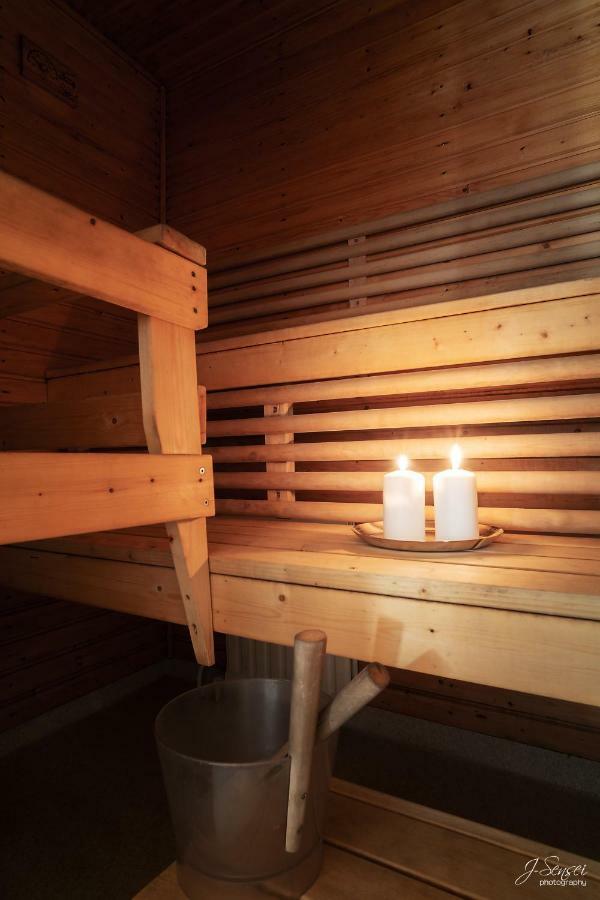 Westbay Inn ヴァーサ エクステリア 写真